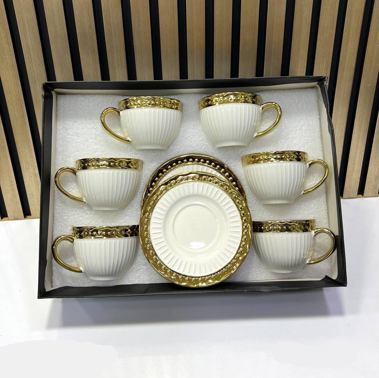Service à café en porcelaine luxueux