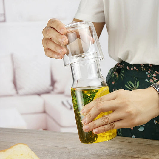 Ensemble de Bouteilles d'Eau en Verre avec Tasse
