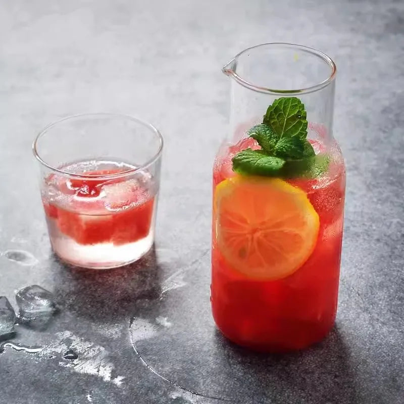 Ensemble de Bouteilles d'Eau en Verre avec Tasse