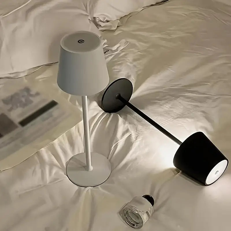 Lampe de Table LED à Commande Tactile Moderne & Rechargeable