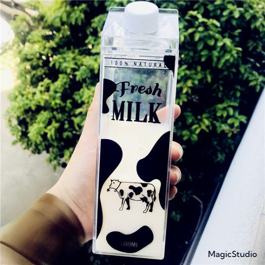 Boîte à lait imprimé vache