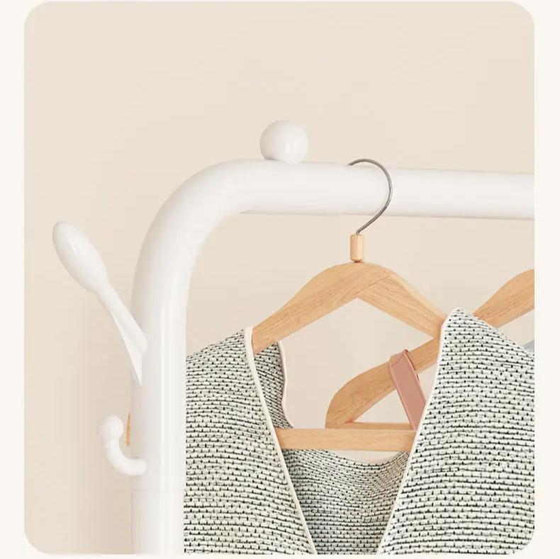 Portant à vêtements avec 3 étagères de rangement