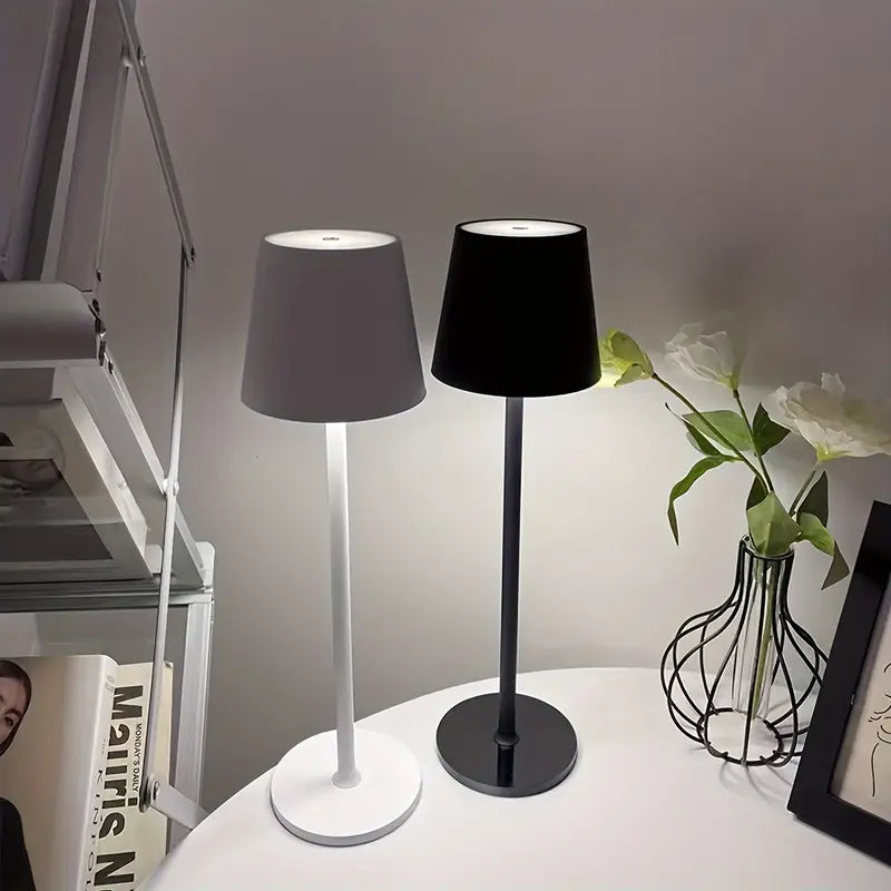Lampe de Table LED à Commande Tactile Moderne & Rechargeable