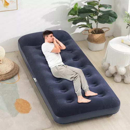 Lit pneumatique avec pompe intégrée, capacité de 300 kg