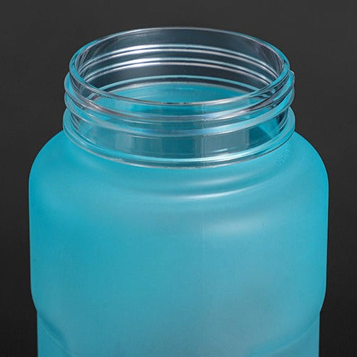 Bouteille d'eau en plastique avec poignée pour sport