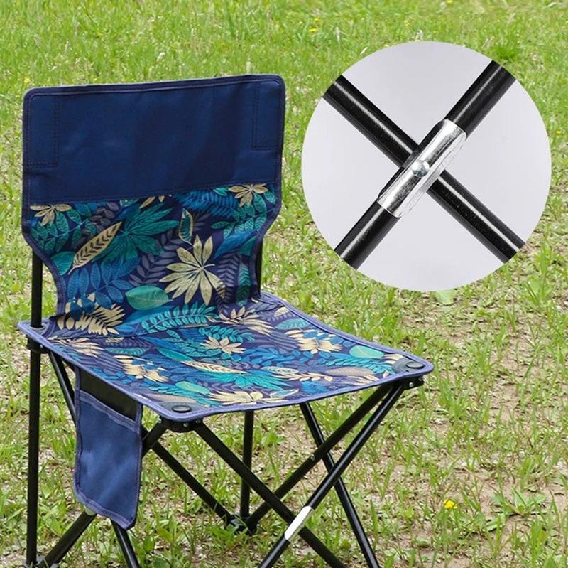 Ensemble 5 pièces : table pliante de qualité + 4 chaises.