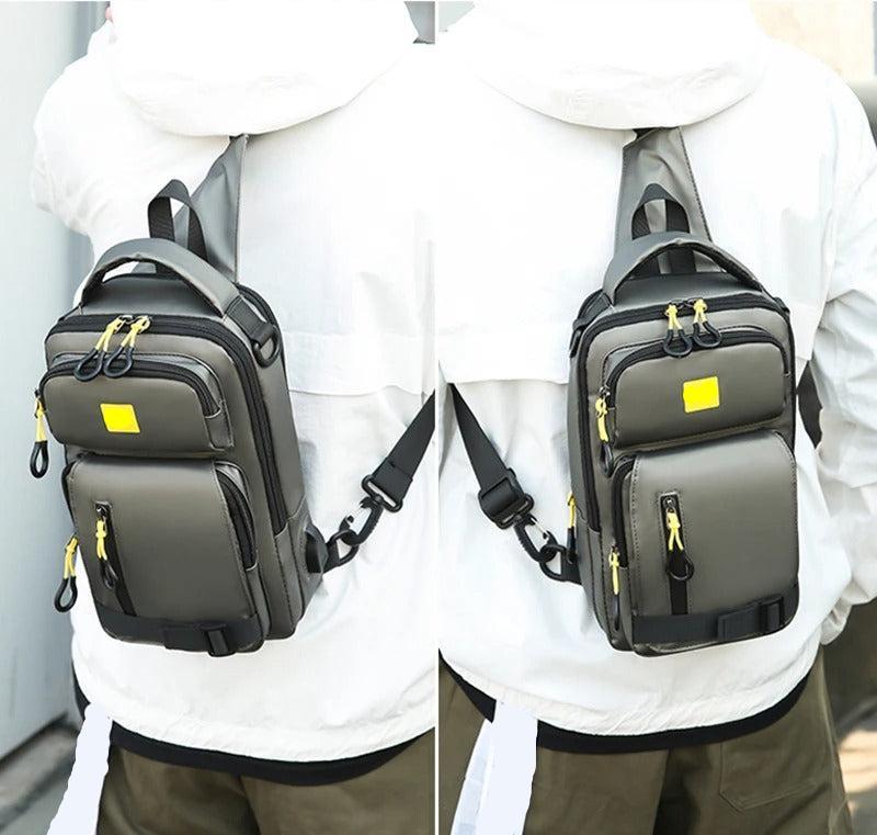 Sac à bandoulière rechargeable multifonctionnel en polyester imperméable.