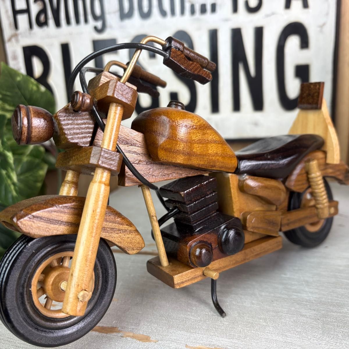 Maquette Moto en Bois Vintage Décoration et Cadeau Unique