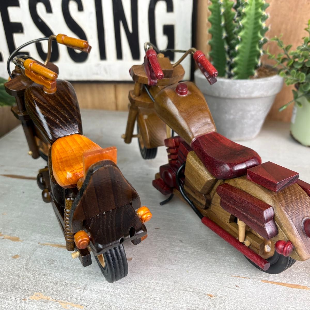 Maquette Moto en Bois Vintage Décoration et Cadeau Unique