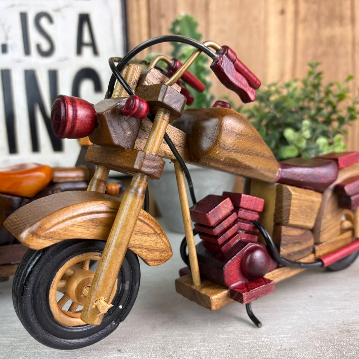 Maquette Moto en Bois Vintage Décoration et Cadeau Unique