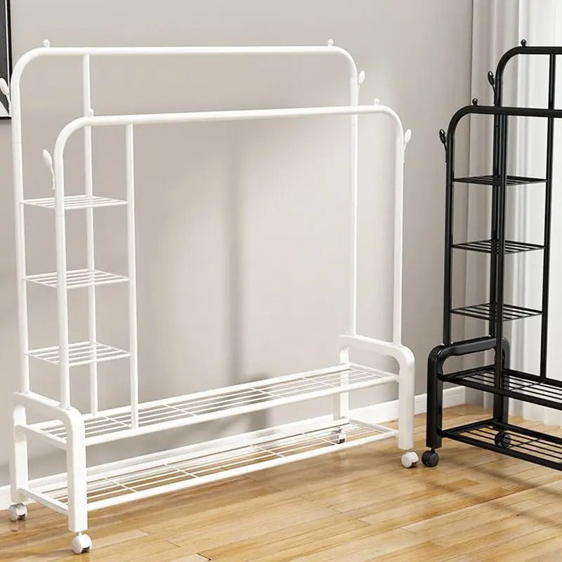 Étagères modernes en fer métallique pour chambre à coucher.