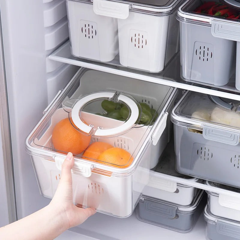 Organiseur de réfrigérateur empilable.