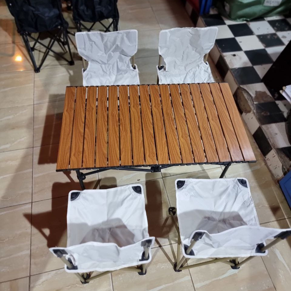 Table de Camping Pliante avec 4 Chaises