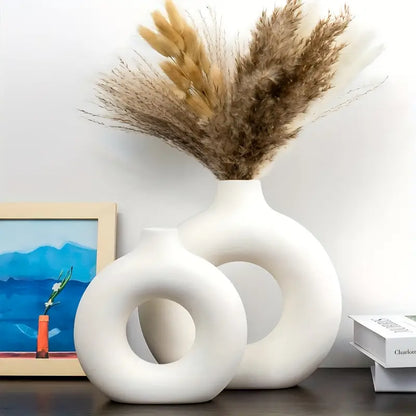 Vases en Céramique Élégants avec Design Étroit