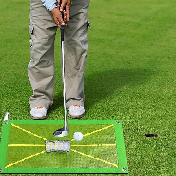 Tapis d'entraînement de golf pour détecter la trajectoire de swing.