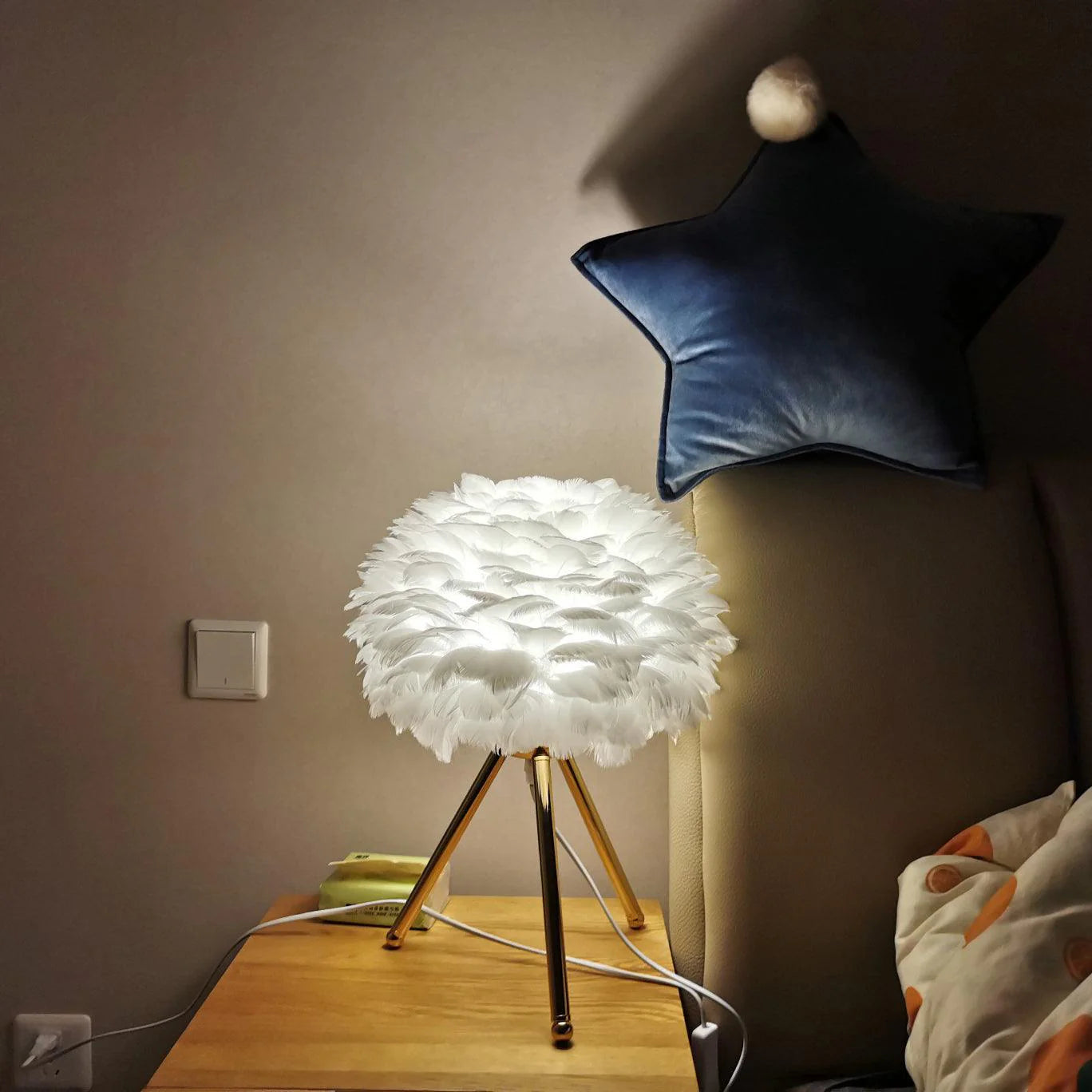 Modern Led Feather Table Lamp