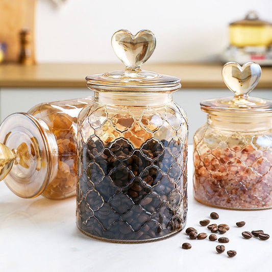 Pot en verre transparent hermétique pour le stockage des aliments.