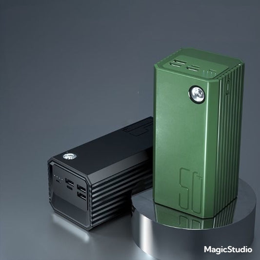 Power Bank avec grande lumière, 50000mAh, 3 sorties USB