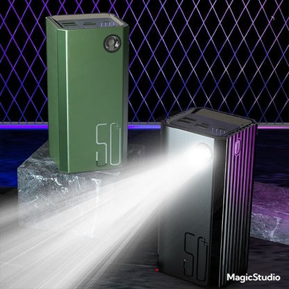 Power Bank avec grande lumière, 50000mAh, 3 sorties USB