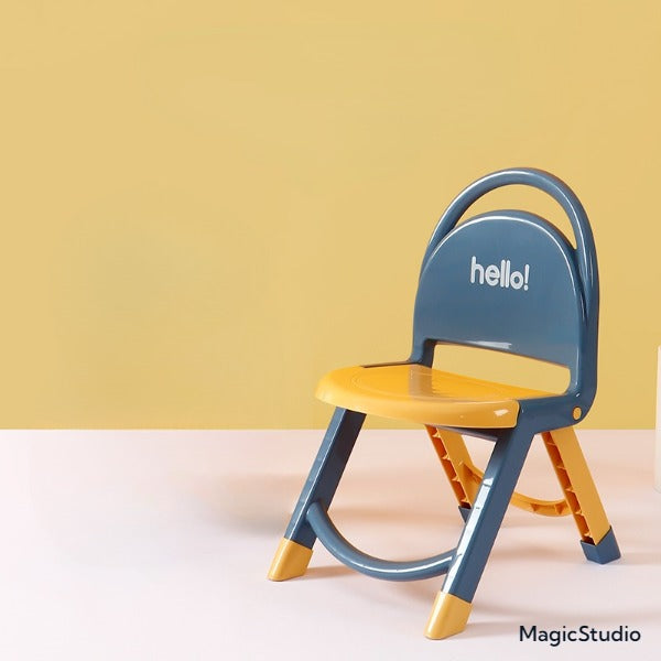 Petite chaise de maternelle pour bébé