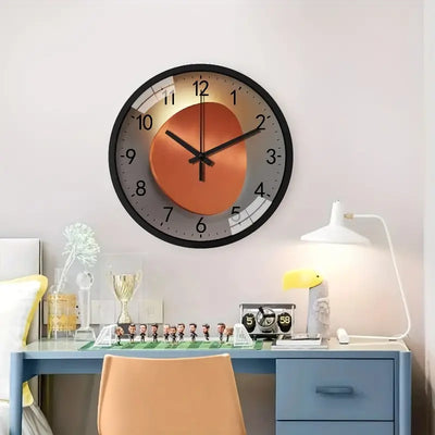 Horloge de maison à la mode