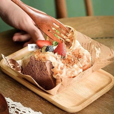 Assiette à gâteau rectangulaire en bois avec couvercle en verre