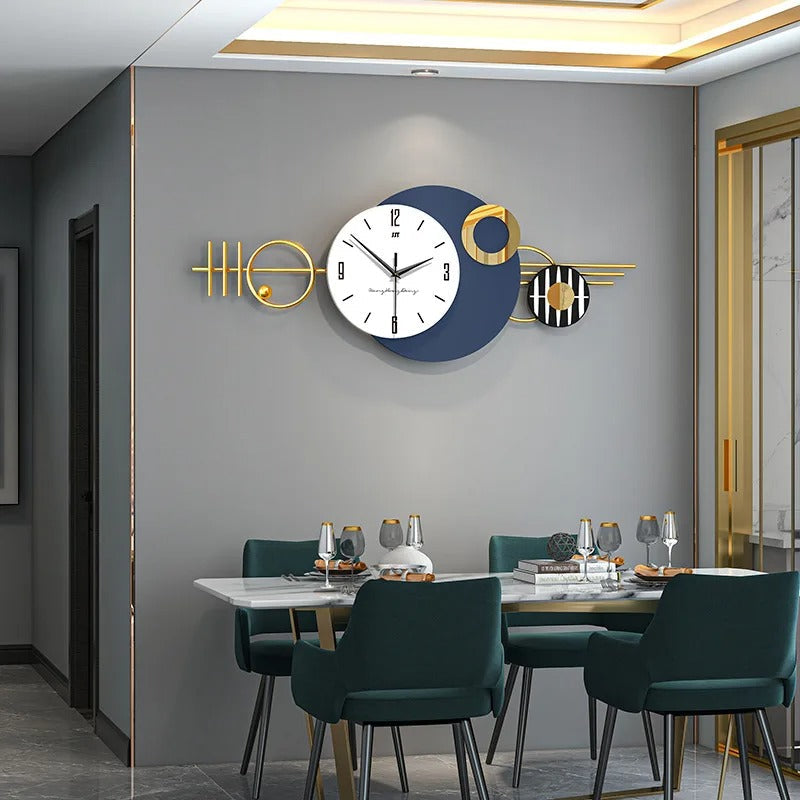 Horloge murale haut de gamme simple