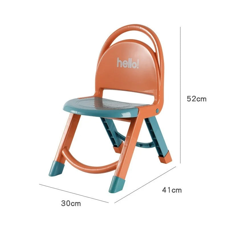 Petite chaise de maternelle pour bébé